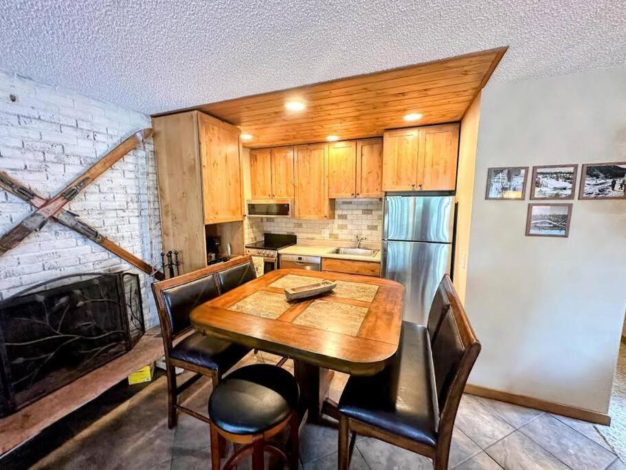 Winter Haus, Winter Park 2 Bedrooms Corner Unit W Outdoor Patio Walking Distance To The Center Of Town Exterior photo